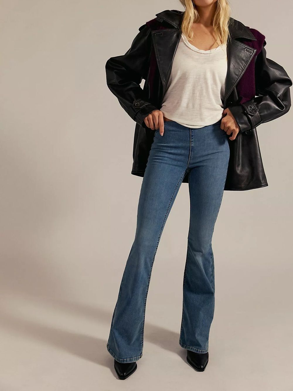 Free People We The Free Penny Pull-On Flare Leg 70s Bell Bottom Blue Jeans 25